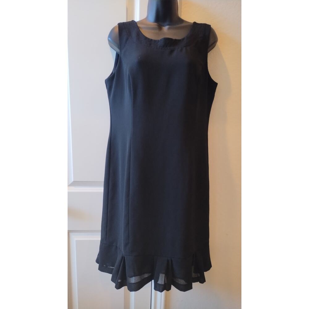 Danny & Nicole Womens Black Sheath Dress Size 14P Pleated Hem Sleeveless Classic